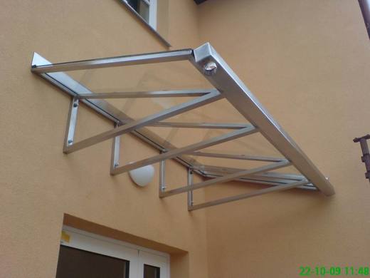 nerezový přístřešek (1).JPG