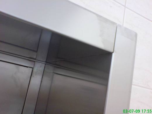 obložení potravinového výtahu detail, Londýnská, Praha.JPG